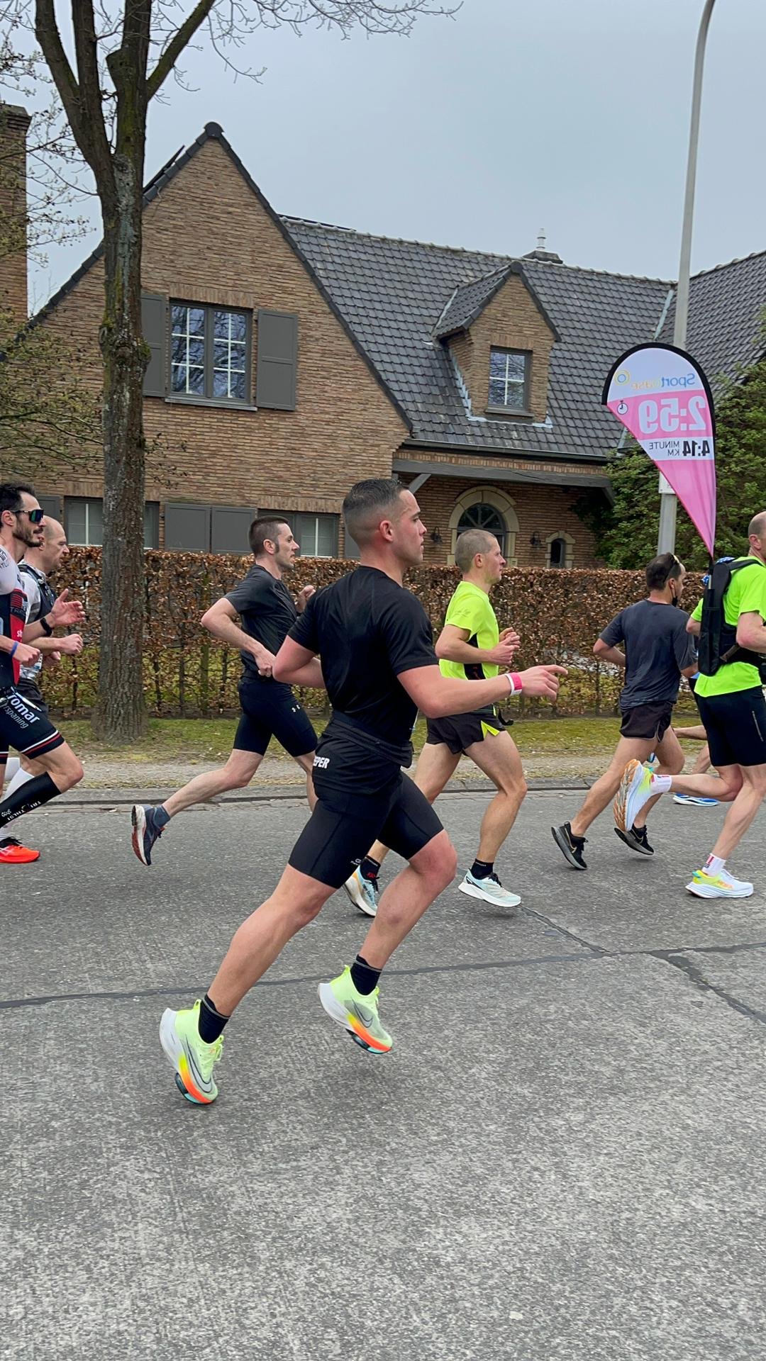 Jaime gefocust tijdens de Sofico Gent Marathon